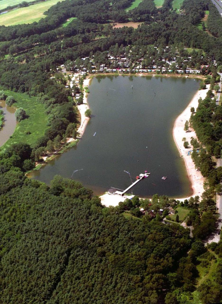 Erholungsgebiet Blauer See 가르브센 외부 사진