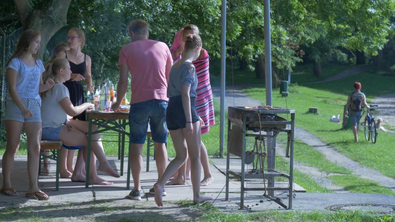 Erholungsgebiet Blauer See 가르브센 외부 사진